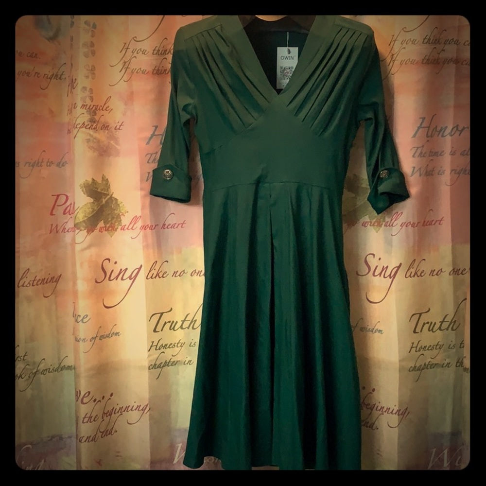 BNWT Retro style 3/4 length sleeve dress